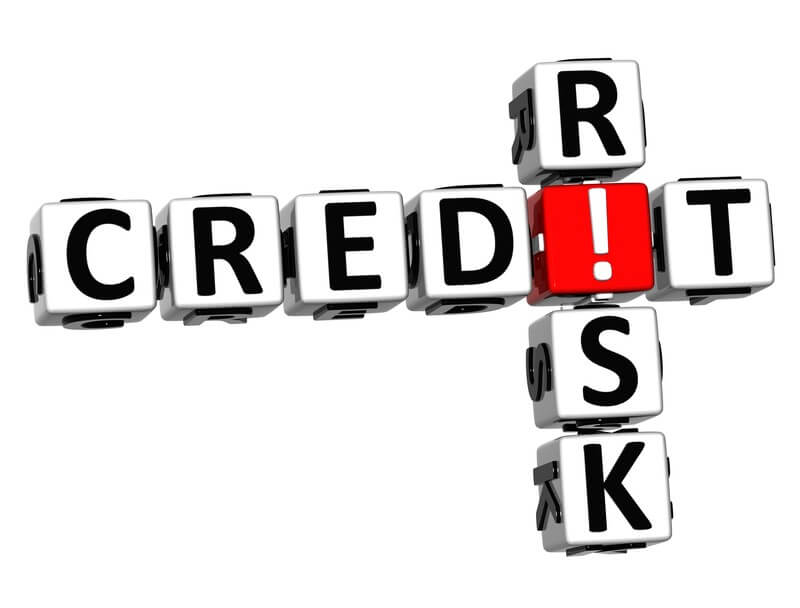 مدیریت ریسک اعتباری بانک‌ها با روش رویکرد ترکیبی